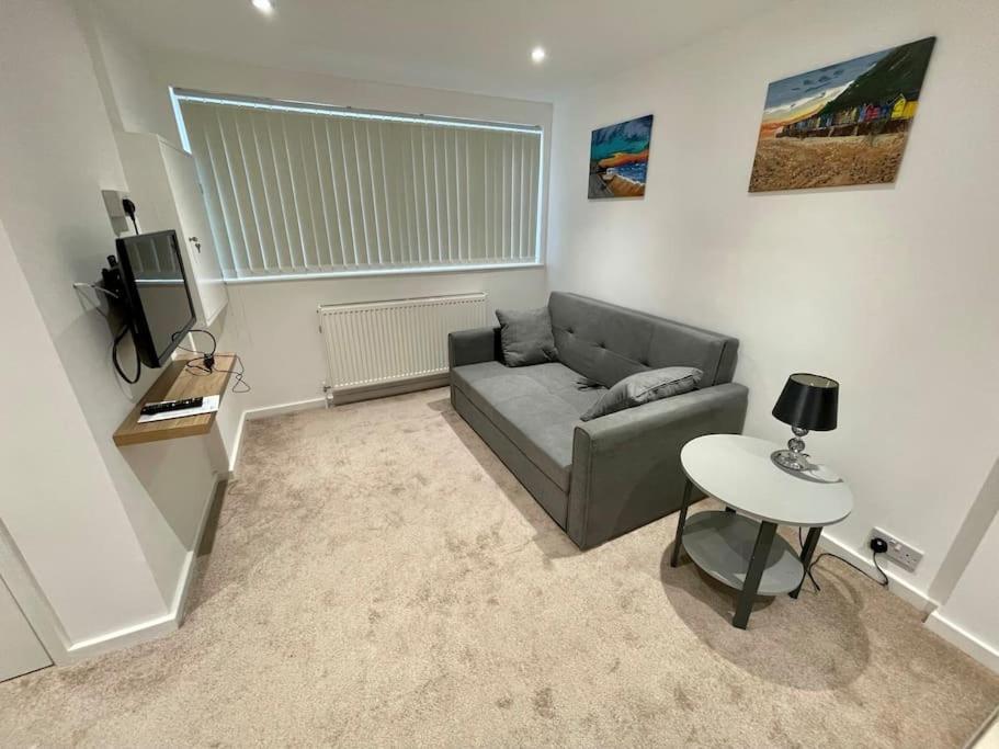 *Close To Beach* One Bedroom Suite With Parking Overstrand Eksteriør bilde
