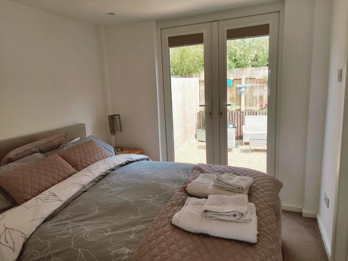 *Close To Beach* One Bedroom Suite With Parking Overstrand Eksteriør bilde